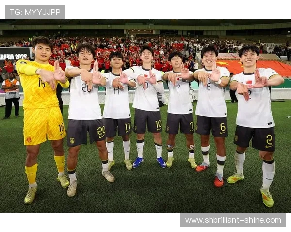 足球强队本赛季表现稳健，竞争力持续提升