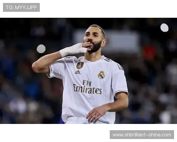 本泽马能否进入皇马队史最伟大阵容？